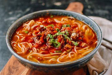 nhung-mon-ngon-dac-trung-han-quoc-co-mat-o-june-noodle (4)